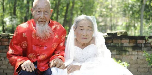 سالگرد ازدواج این زوج 100 ساله عاشق (عکس)