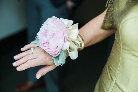 جدیدترین مدل دسته گل های دور مچ عروس