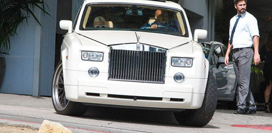 کلکسیونی از خودروهای لوکس لیدی گاگا (عکس)