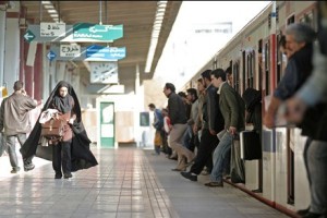 معضل آلودگی هوای تهران برای زنان شاغل