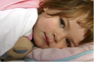 بچه ها از چه سنی باید تنها بخوابند ؟
