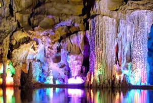 شگفت انگیزترین و زیباترین غارهای دنیا (گزارش تصویری)