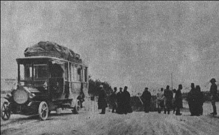  اولین اتوبوسی که به ایران وارد شد | www.irannaz.com