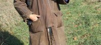 مردی که با نخوردن سوسک و ملخ میمیرد (عکس)