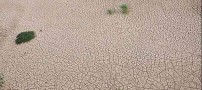 تصاویری از خشک شدن نم نم یک رود دیگر در ایران!