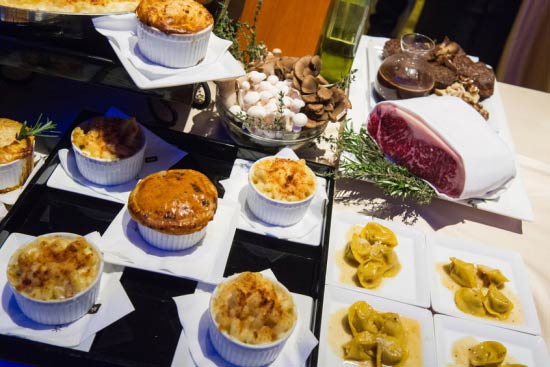 پذیرایی از ستارگان هالیوود در شب اسکار (عکس)