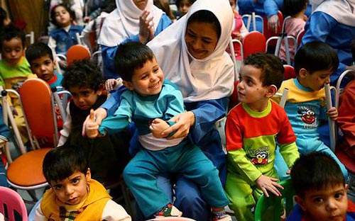 جشن سال تحویل در شیرخوارگاه آمنه (عکس)