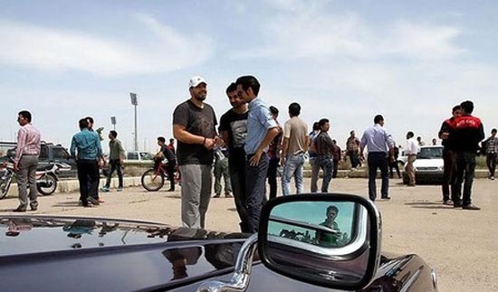 تصاویری از نمایشگاه خودرو های قدیمی در مشهد