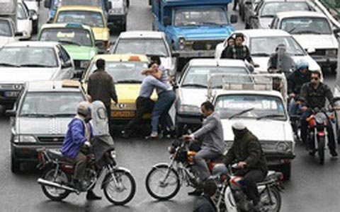 دعوای خیابانی برای ازدواج با دختر مورد علاقه