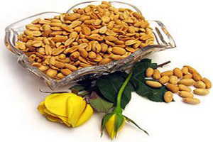 آشنایی با خواص و ضررهای بادام زمینی