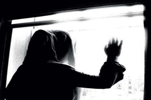 اخاذی بی شرمانه یک مرد از زن بیوه