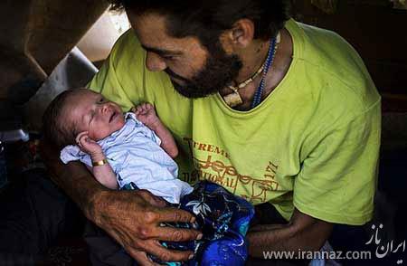 تولد نوزاد معتاد در یکی از اتوبان های تهران (عکس)