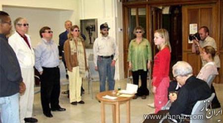 این دختر ادعا می کند که درون افراد را می بیند! (عکس) این دختر ادعا می کند که درون افراد را می بیند! (عکس)