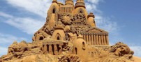 قلعه ها و مجسمه های شنی زیبا در ساحل دریا