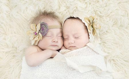 عکس های آتلیه ای ناز از نوزادان 14 روزه