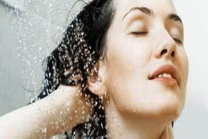 شیوه صحیح شستشوی موهای مختلف