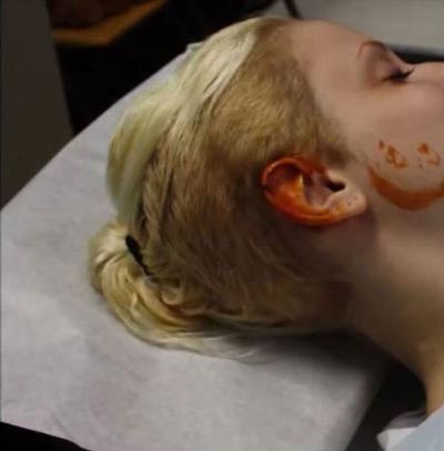 جراحی گوش این دختر برای شبیه شدن به گوش گرگ (عکس)