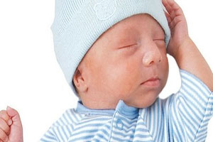 دفعات شیر دادن به نوزاد چقدر باید باشد؟