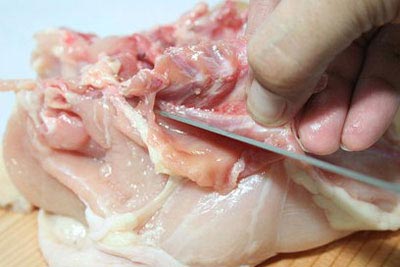 آموزش تصویری فیله کردن سینه مرغ آموزش تصویری فیله کردن سینه مرغ