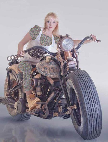 خالکوبی های جالب روی یک موتور سیکلت (عکس)