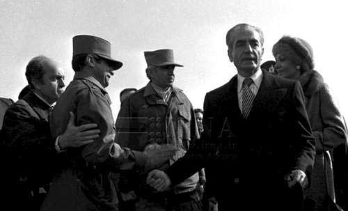 عکس هایی از سفر بدون بازگشت شاه از ایران
