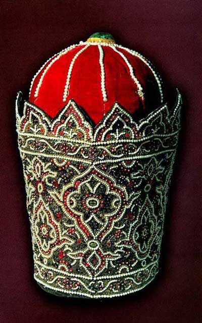 گنجینه ای از جواهرات دیدنی و بی همتای ایران (عکس) گنجینه ای از جواهرات دیدنی و بی همتای ایران (عکس)