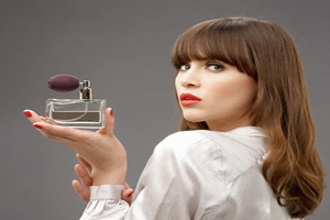 انتخاب عطر خوب برای خانم ها