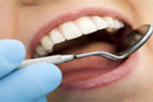 راهکارهای طبیعی برای سفید کردن دندان ها