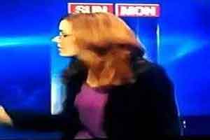 فحاشی خانم گزارشگر در برنامه زنده (تصویر)