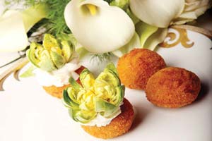 طرز تهیه توپک مرغ و قارچ سوخاری برای کودکان بد غذا