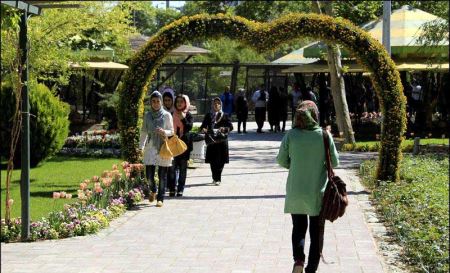 باغ گل دیدنی پارک چمران کرج (عکس) باغ گل دیدنی پارک چمران کرج (عکس)