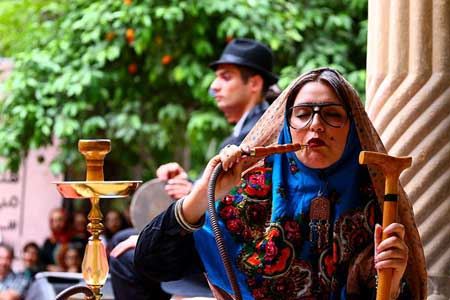 حضور جنجالی دختران داش مشتی در شیراز (عکس)