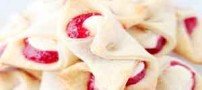 طرز تهیه شیرینی پنیری خامه‌ای توت فرنگی