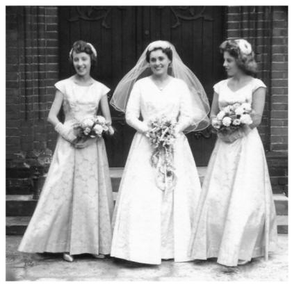 تاریخچه لباس عروس+عکس