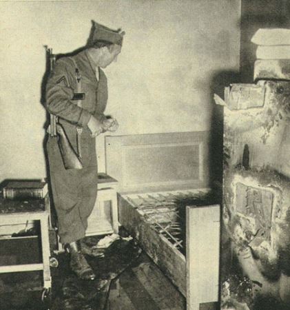 وقابع بسیار خواندنی روز آخر زندگی آدولف هیتلر (عکس)