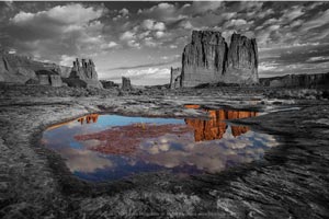 آیا وجود دو جهان موازی حقیقت دارد