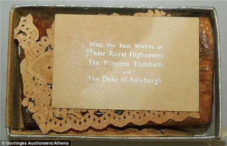 کیک عروسی و جنجالی ملکه الیزابت (عکس)