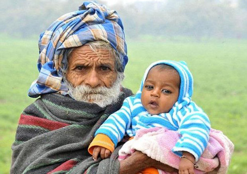 عکس : دود از کنده بلند میشه