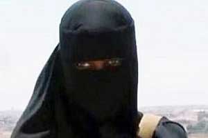 شکنجه جدید زن داعشی، خوردن گوشت خام انسان