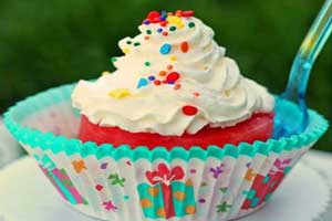 ترکیبی از هندوانه به شکل کاپ کیک برای شب یلدا