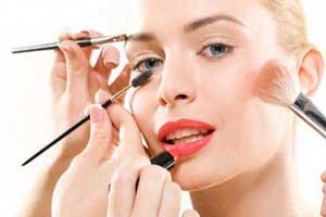 نکات حرفه ای آرایشگری برای صورت خودتان