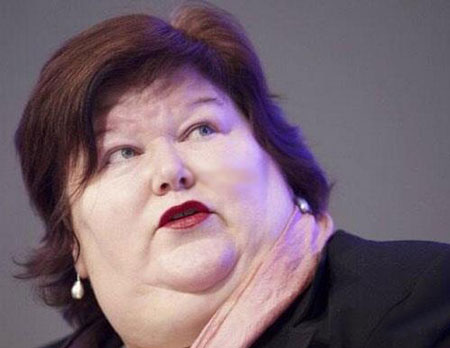 چاق ترین وزیر بهداشت زن جهان را بشناسید (عکس)