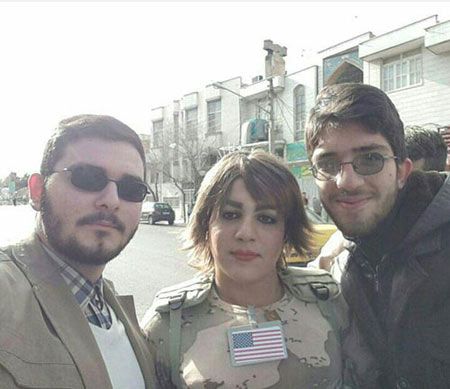 شناسایی زن تروریست آمریکایی در راهپیمایی قم (عکس) شناسایی زن تروریست آمریکایی در راهپیمایی قم (عکس)