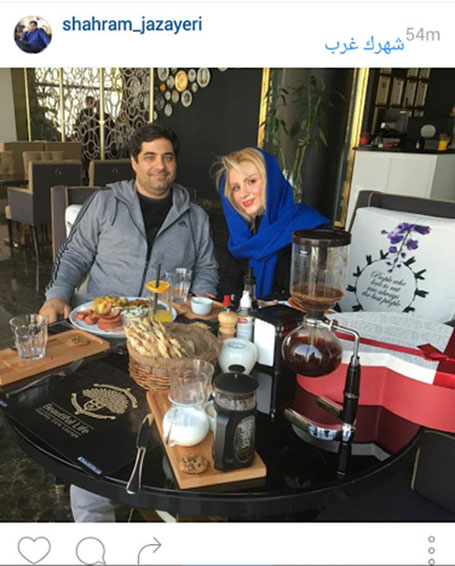 شهرام جزایری و همسر و فرزندش در رستوران (عکس)