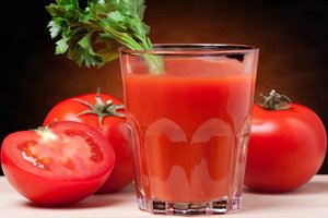 یائسگی خانم ها و تاثیر آب گوجه بر آن