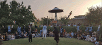 این خبرنگار در بین کودکان بی بضاعت عروسی گرفت (عکس)