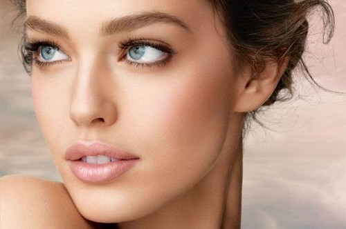 با این ترفندها در مجالس زیبا باشید با این ترفندها در مجالس زیبا باشید
