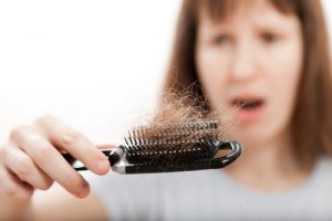 اگر دچار ریزش مو می شوید بخوانید!!