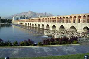 شهر تاریخی و زیبای اصفهان در گذر زمان (عکس)