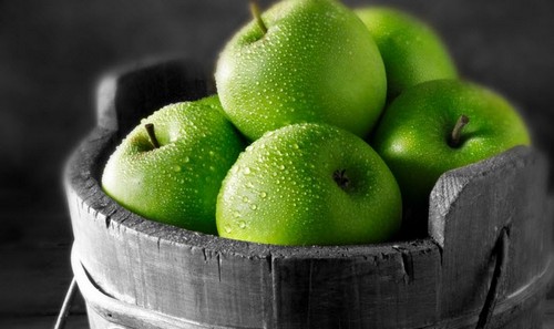 با خوردن سیب سبز سالم بمانید!!